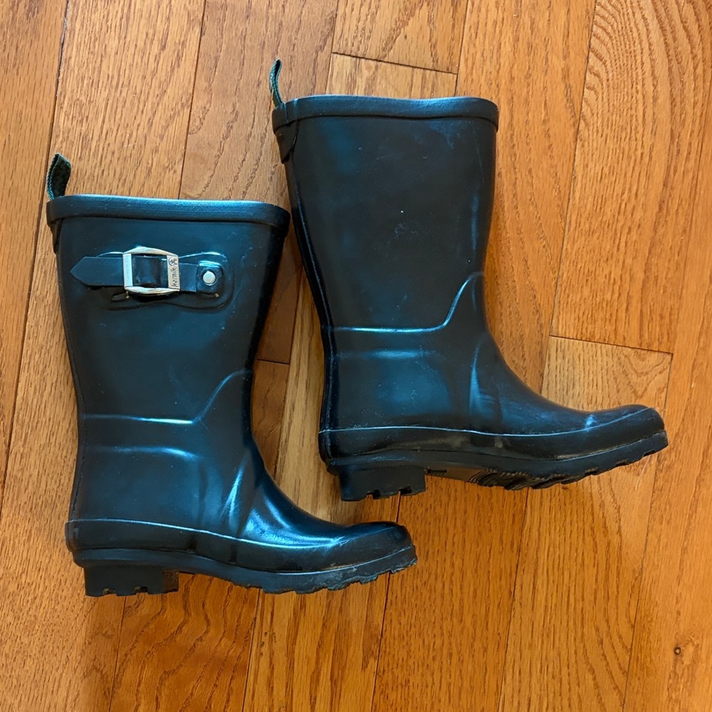 Kids Kamik Black Rain Boots with Buckle